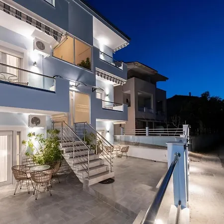 Ninemia Λιμένας